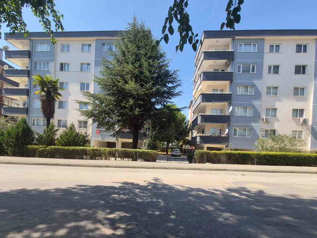 REMAX ADVANTAGE DEN NİLÜFER/ESENTEPE DE KİRALIK (EŞYALI- EŞYASIZ)GENİŞ DAİRE