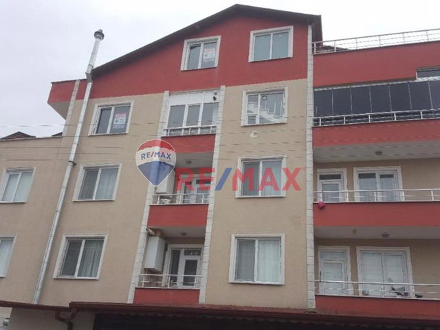 BAŞİSKELE SERDAR MAHALLESİNDE SATILIK 4+1 ÇATI DUBLEKS