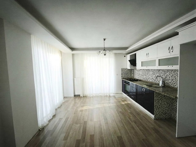 RE/MAX İNCİ'DEN YILDIZ MAH’DE CADDE ÜSTÜ, TERASLI 2+1 DUBLEKS SATILIK DAİRE