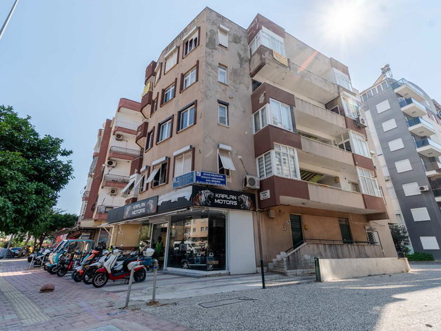 ANTALYA MURATPAŞA TURGUT REİS'DE 2+1 AYRI MUTFAKLI SATILIK DAİRE