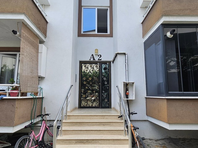 REMAX MAVİ YAZLIKTA SİTEİÇİ,ARAKAT,3+1 KİRALIK DAİRE