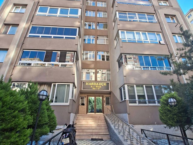 REMAX'TEN PERLAVISTANIN ARAKSINDA BEYKENTTE METROBÜS & E-5E YAKIN. 3+1 KIRALI DAIRA