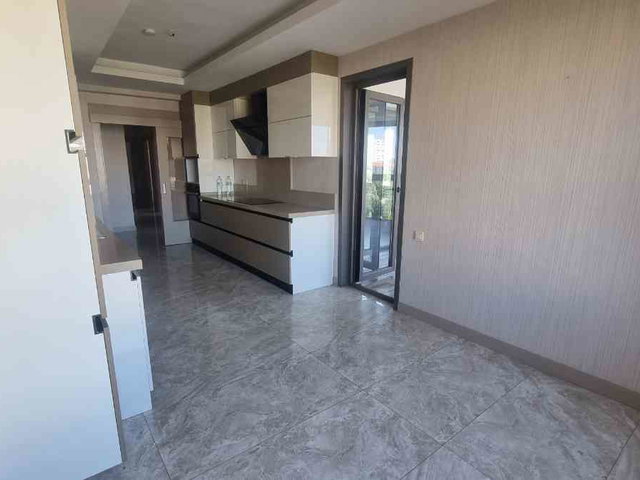 REMAX NEPTÜN'DEN ILONA KONUTLARI’NDA 182M2  4.5+1 | 5. KAT | MERKEZİ ISITMA | BOŞ & EŞYASIZ