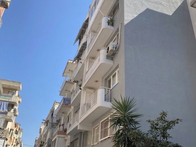 KARŞIYAKA BAHARİYE MAHALLESİNDE MASRAFSIZ GENİŞ 3+1 SATILIK DAİRE