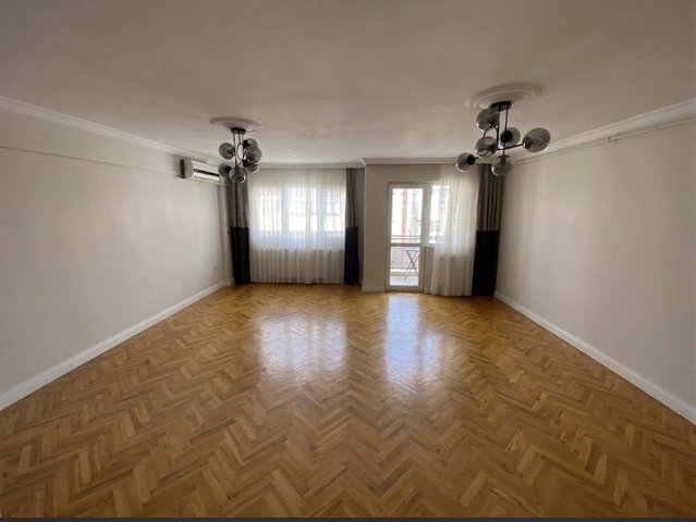 KARŞIYAKA BAHARİYE MAHALLESİNDE MASRAFSIZ GENİŞ 3+1 SATILIK DAİRE