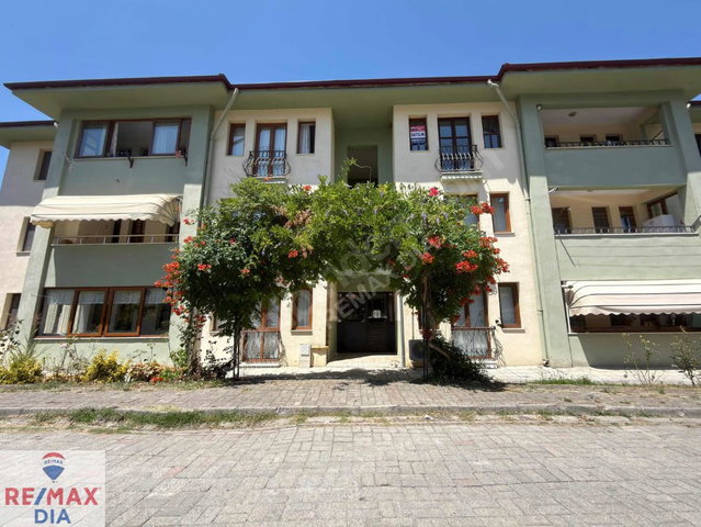 REMAX DIA BAHÇELİEVLER 5.BÖLGE'DE FERAH 3+1 SATILIK DAİRE