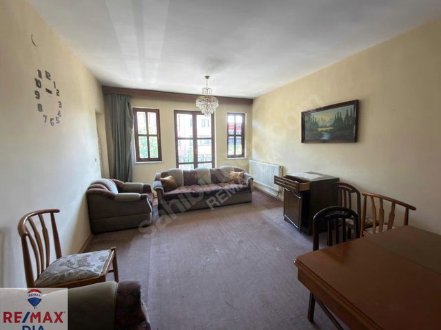 REMAX DIA BAHÇELİEVLER 5.BÖLGE'DE FERAH 3+1 SATILIK DAİRE