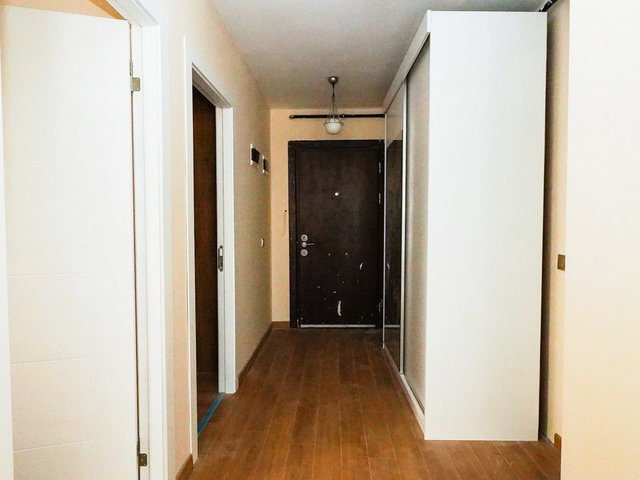BÜLBÜLDERESİ ÜZERİ MOBİLYALI KAT KONUMUNDA VERANDALI 2+1 DAİRE