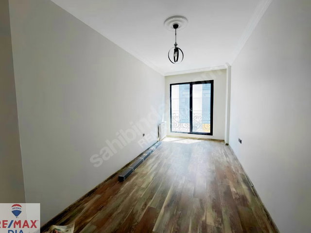 REMAX DIA'DAN KÜLTÜR MAH'DE CADDE ÜZERİ 140 M² 3+1 SATILIK DAİRE