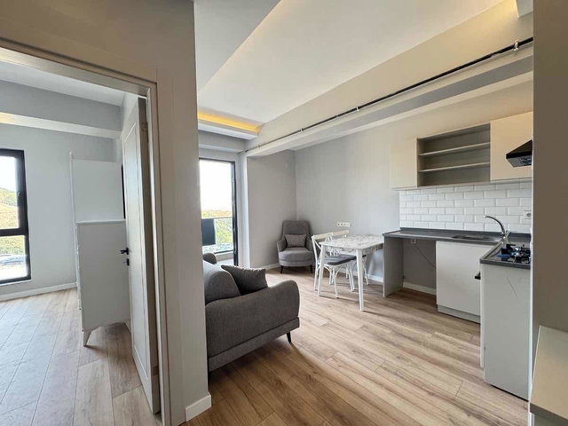 REMAX SOFT'TAN KORUCUK EAH ÖNÜNDE KİRALIK EŞYALI 1+1 SIFIR DAİRE