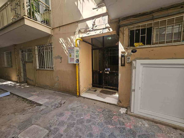 ALSANCAK MİMAR SİNAN’DA FUARA YAKIN, EŞYALI 3+1 KİRALIK DAİRE