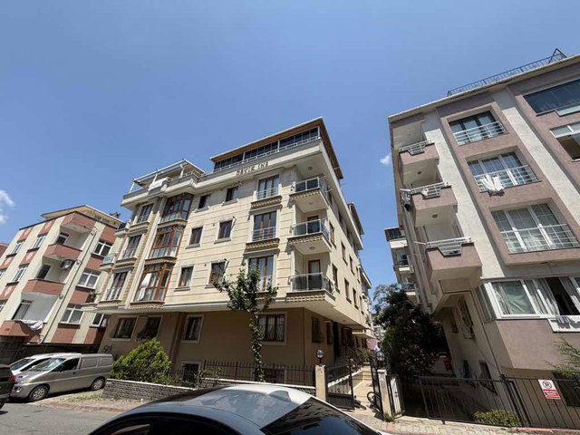 SANCAKTEPE SARIGAZİ İNÖNÜ MAHAL SATILIK 2+1 2. KAT METROYA 500M