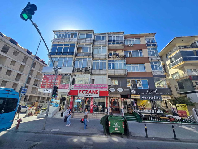 MALTEPE CADDE ÜSTÜNDE YATIRIMA VE OTURUMA UYGUN FIRSAT 2+1 DAİRE