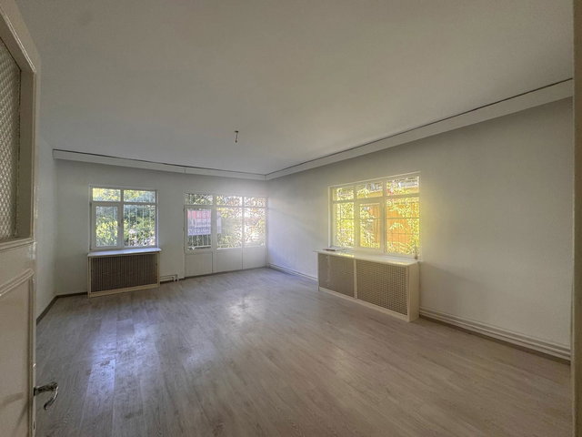 ÇANKAYA MEBUSEVLERİ’NDE YÜKSEK GIRIŞ 3+1, 95 M2 BOŞ KİRALIK DAİRE