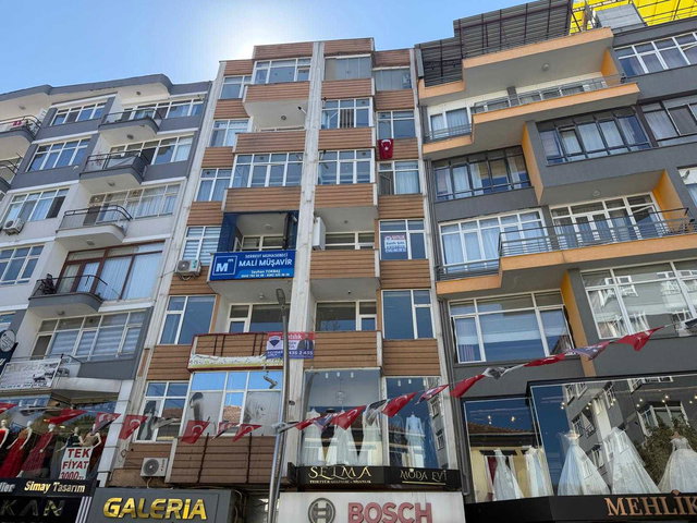 İLKADIM ÇİFTLİK C.ÜZERİNDE SATILIK DAİRE