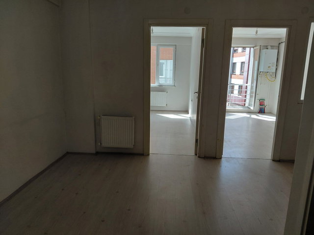 RE/MAX MOD'DAN GÜLLÜK MAH.'DE GENİŞ 1+1 KİRALIK DAİRE