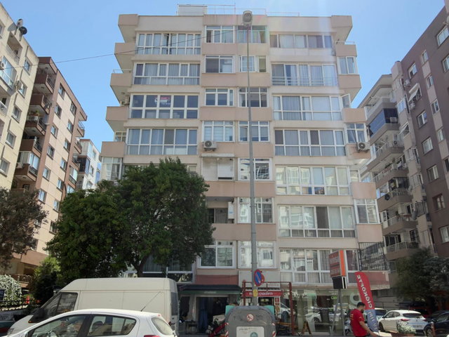 İNÖNÜ CADDESİ'NDE POLİGON METRO'YA 75 M. OTOPARKLI 2+1 KİRALIK DAİRE