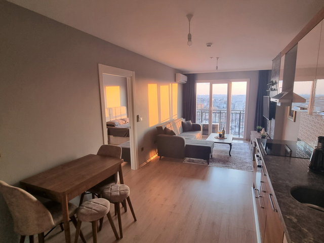 GÜLMAHAL RESİDENCE ANERİKAN MUTFAK 1+1 FIRSAT DAİRE (EŞYALI)