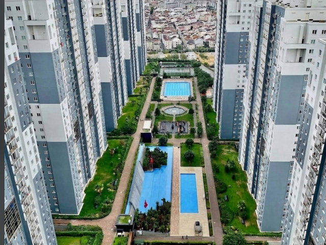 ESENYURT’TA SİTE İÇİNDE 7. KAT BATI CEPHE 1+1 | BALKONLU | KREDİYE UYGUN