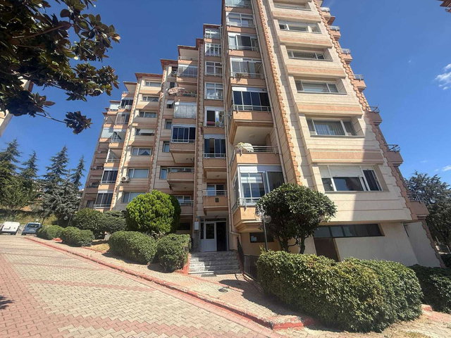 MAVİ MANZARA SİTESİ’NDE 3+1 | 145 M² BRÜT | 7. KAT | BALKONLU | KREDİYE UYGUN