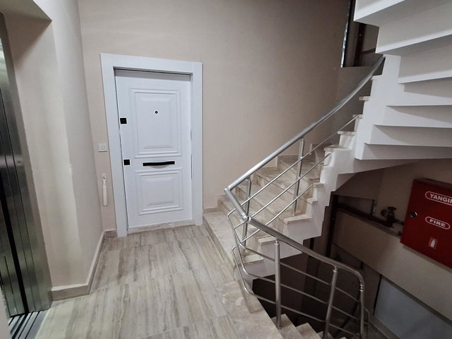 GÖZTEPE ŞEHIR HASTANESININ KARŞISINDA 2+1 SATILIK DAIRE