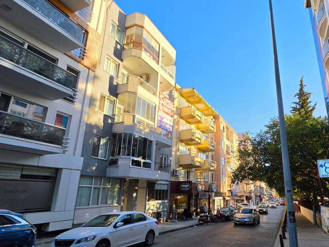 ÇANAKKALE CEVATPAŞA KORDONDA SATILIK BOĞAZ MANZARALI 3+1 KONUT
