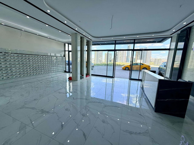 ÇANKAYA İLKER CRYSTAL TOWER’DA BATI CEPHE, ŞEHİR MANZARALI 2+1 BOŞ & EŞYASIZ