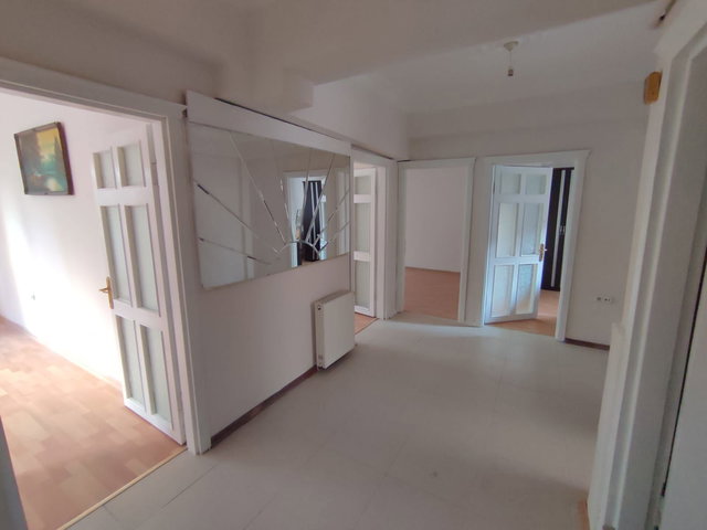 REMAX PARLADAN ATAKUM ESENEVLER MAHALLESİNDE SATILIK 3+1 DAİRE
