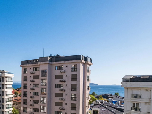 BAĞDAT CADDESİ SAHİL KISMINDA DENİZ MANZARALI HAVUZLU 3+1