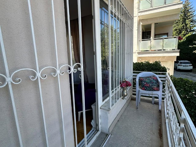 KAZIMÖZALP, HİRFANLI SOKAK'TA, 12OM2 KAT KONUMUNDA Y.GİRİŞ DAİRE