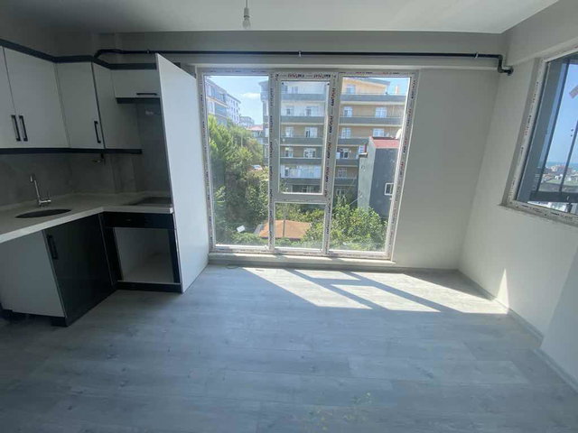 ATAKUM EDENEVLER MAHALLESİNDE TRAMVAYA ÇOK YAKIN SATILIK 1+1 DAİRE
