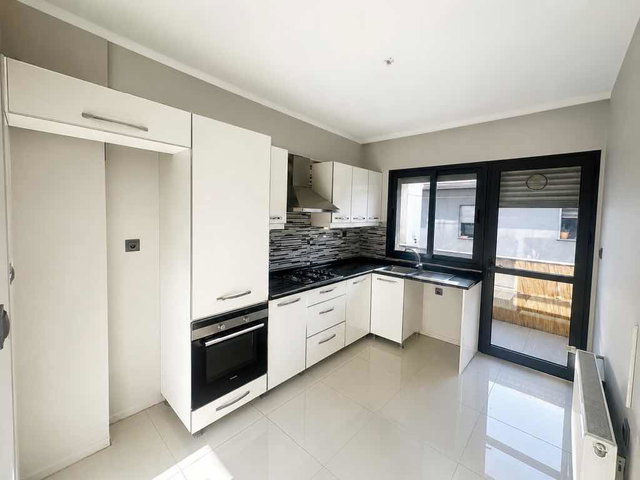 VENTO SİTESİNDE 130 M² HAVUZLU SPOR SALONLU 3+1