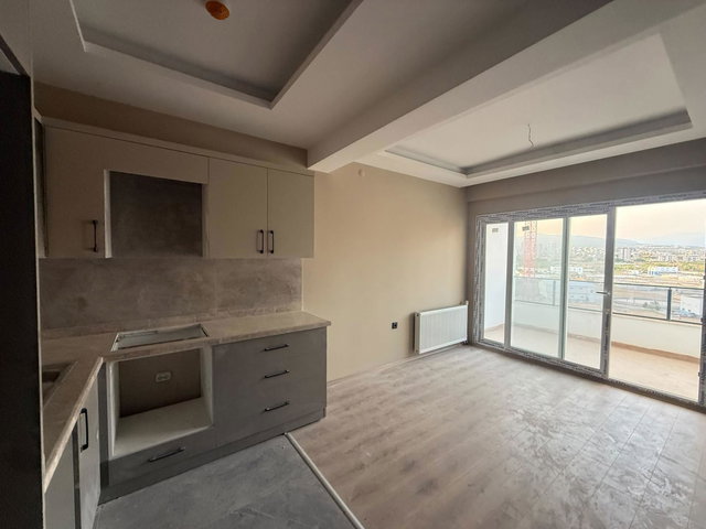 REMAX RİNA'DAN YAŞAR DOĞU ÜZERİNDE SOSYAL TESİSLİ 1+1