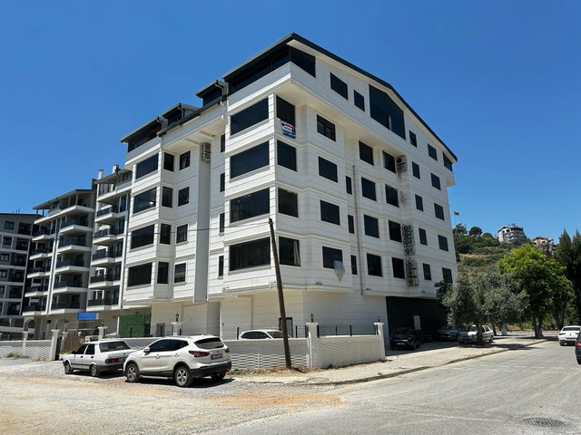 GENİŞ YAŞAM ALANI | CAM BALKONLU | MERKEZİ KONUMDA 1+1 SATILIK DAİRE