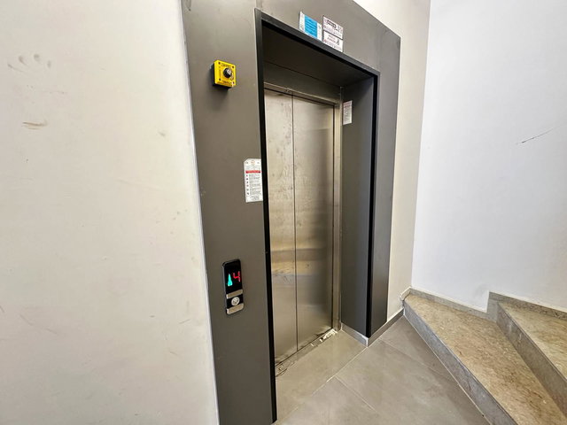 GENİŞ YAŞAM ALANI | CAM BALKONLU | MERKEZİ KONUMDA 1+1 SATILIK DAİRE