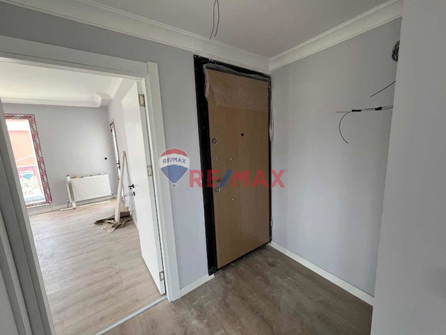 ÇAYIROVA AKSE MAH.SATILIK DUBLEKS ASANSÖRLÜ SIFIR 4+1 DAİRE