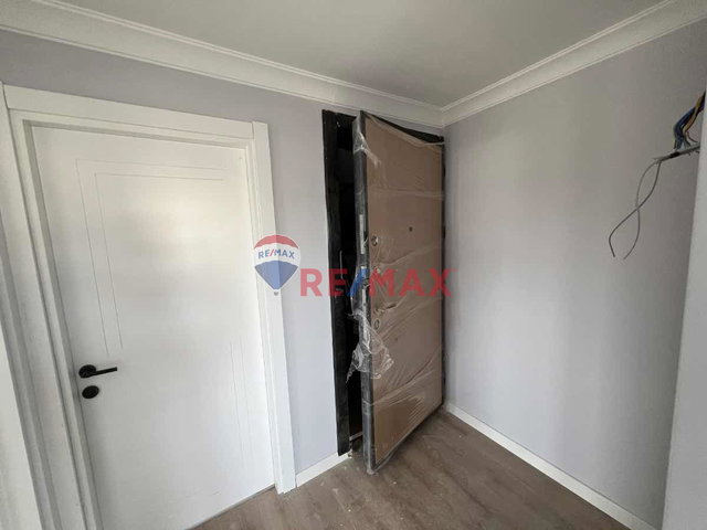ÇAYIROVA AKSE MAH.SATILIK DUBLEKS ASANSÖRLÜ SIFIR 4+1 DAİRE