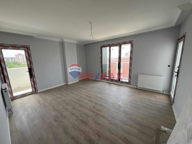 ÇAYIROVA AKSE MAH.SATILIK DUBLEKS ASANSÖRLÜ SIFIR 4+1 DAİRE