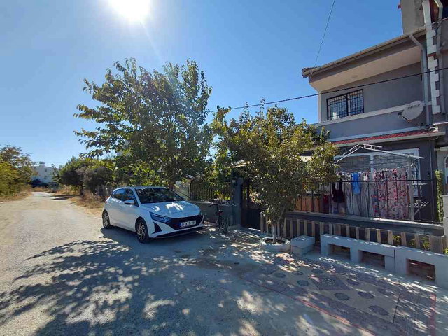 RE/MAX KIYI'DAN KUPON FIRSAT ! MERKEZİ KONUMDA EŞYALI VİLLA