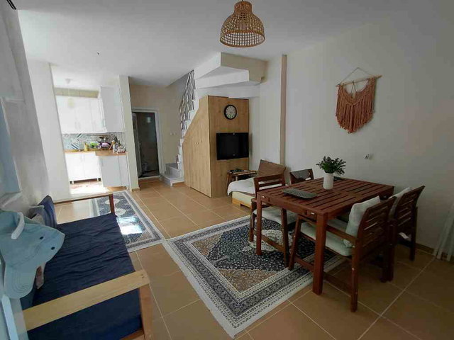 RE/MAX KIYI'DAN KUPON FIRSAT ! MERKEZİ KONUMDA EŞYALI VİLLA
