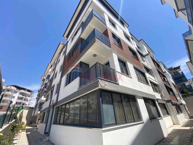 DİDİM HİSAR MAHALLESİ’NDE HAVUZLU SİTEDE 1+1 EŞYALI SATILIK DAİRE