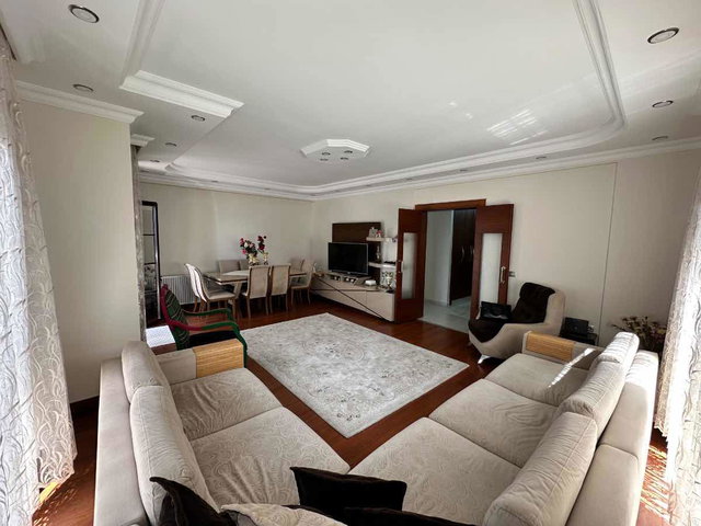 BAŞAKŞEHİR BAŞAK MAH 5.ETAP ÖZKAYMAK SİTE SATILIK 3+1 DAİRE 160M2