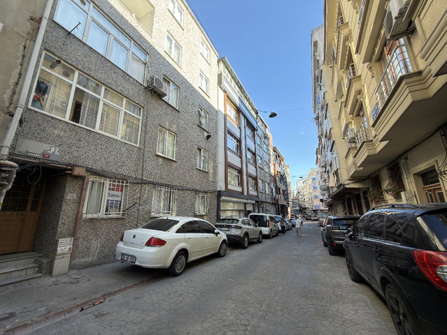 ESENLER DAVUTPAŞA MAH.  2+1 SATILIK DAIRE