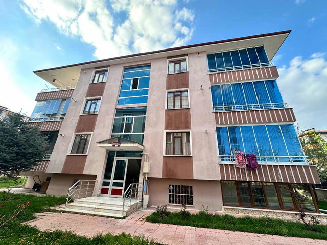REMAX DEM'DEN DEMİRKENT MAHALLESİNDE 3+1 SATILIK YARI BODRUM