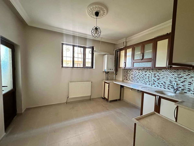 REMAX DEM'DEN DEMİRKENT MAHALLESİNDE 3+1 SATILIK YARI BODRUM