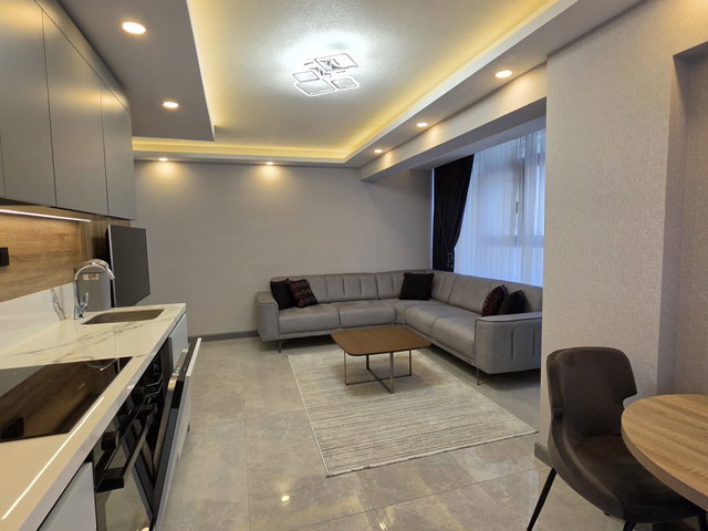 BÜYÜK ESAT KAVAKLIDERE'DE KİRALIK DAİRE