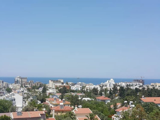DENİZ MANZARALI 1+1 SATILIK DAİRE