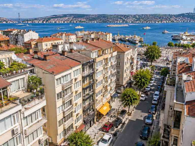 KADIKÖY RIHTIM DENİZE YÜRÜME MESAFESİNDE 120 M² 3+1 SATILIK DAİRE.