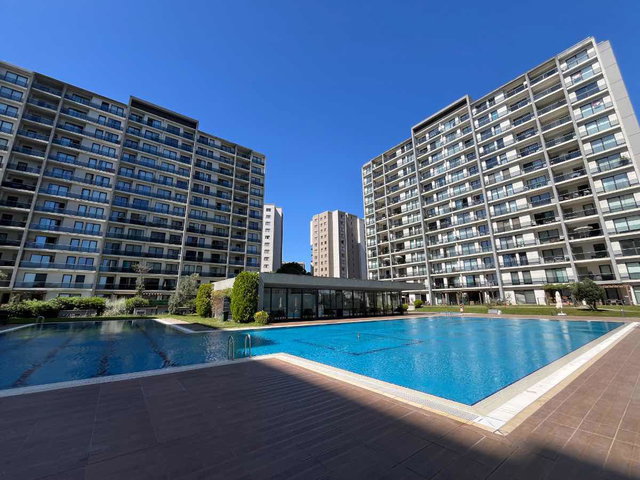 REMAX PROF'TAN EVRE GEDİZLER 1 SİTESİNDE 1+1 KİRALIK DAİRE