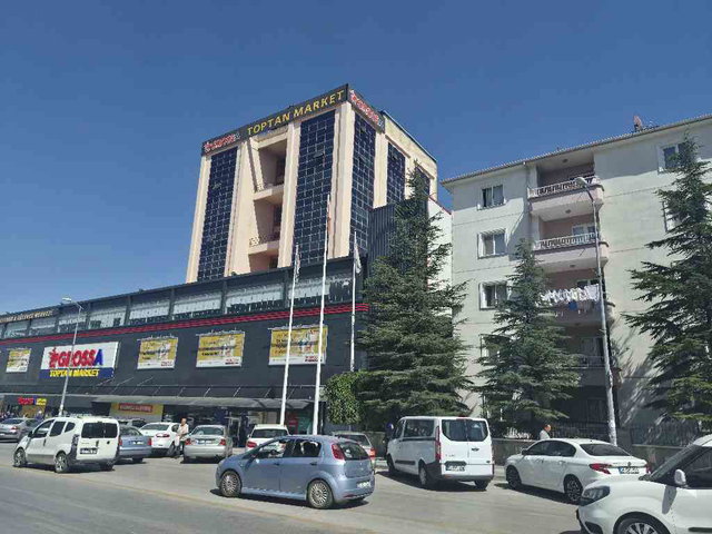 SİNCAN’DA SİTE İÇİNDE 3+1 HARİKA KONUMDA SATILIK DAİRE.